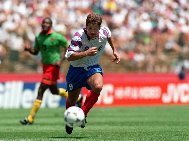 Les faits les plus pertinents et les chiffres de l'histoire du football monde Salenko es el jugador con más goles en un partido de un Mundial.