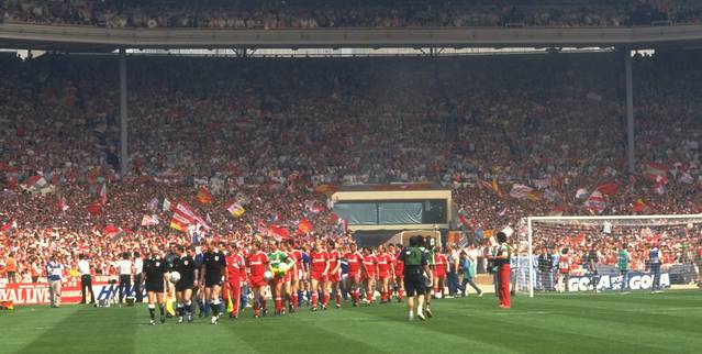 Liverpool und Everton konfrontiert im Finale des FA Cup aus 1989.
