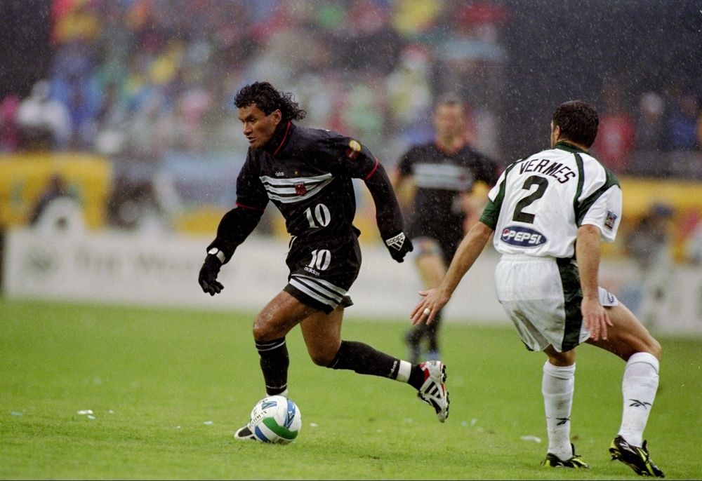 Marco "El Diablo" Etcheverry, el mejor jugador de la historia de Bolivia 1 Etcheverry triunfó en la MLS.
