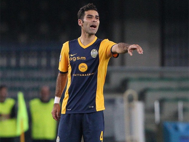 Rafa Márquez con la camiseta del Hellas Verona.