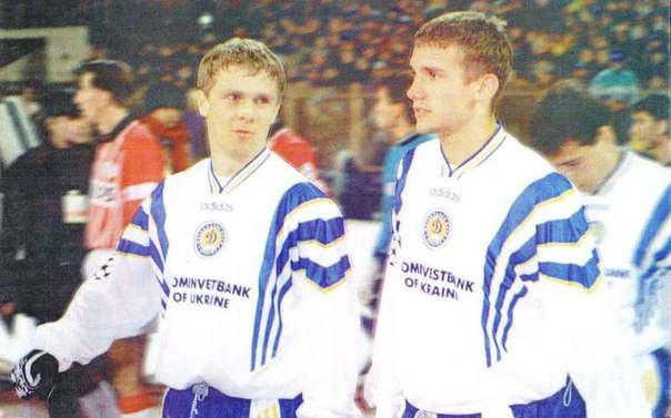 Andreï Chevtchenkoroor Gladiatoredoutable Shevchenko y Rebrov formaron una delantera formidable.