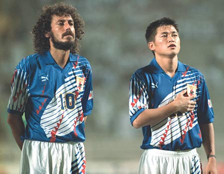 Ruy Ramos junto a Kazu Miura otra leyenda del fútbol japonés.