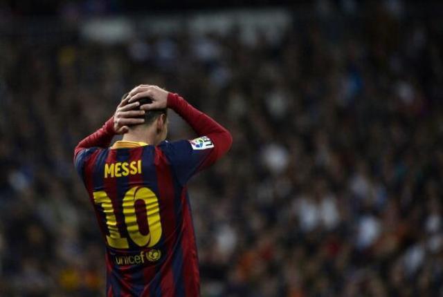 ¿Se esconde Messi en los partidos importantes?
