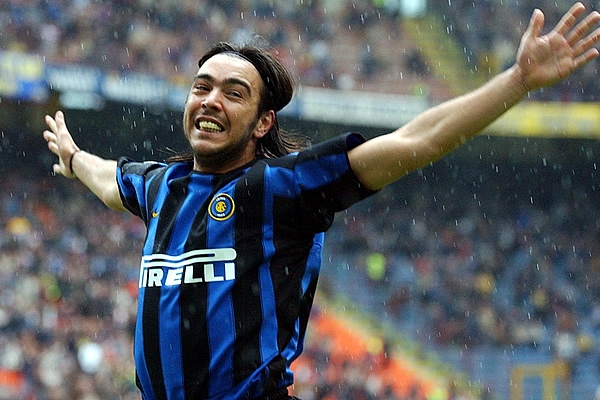Chino Recoba pasó más de una década en el Inter.