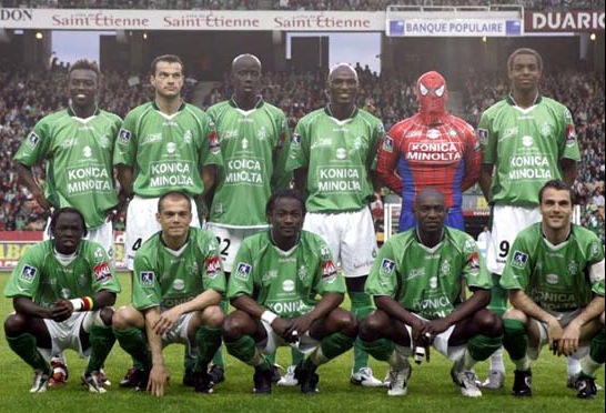 Jeremie Janot "Spiderman" jugando con el Saint-Ètienne.