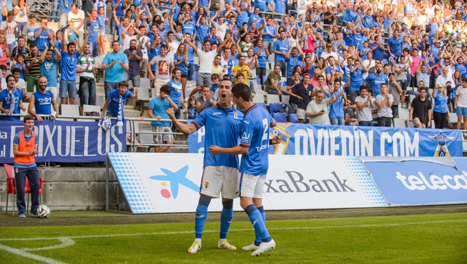 Miguel Linares, el ídolo de la afición del Oviedo. 