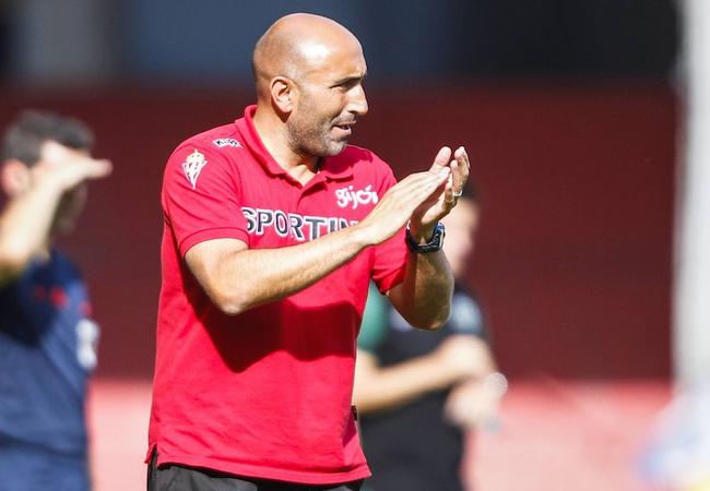 Abelardo dirige con mucho acierto al Sporting.
