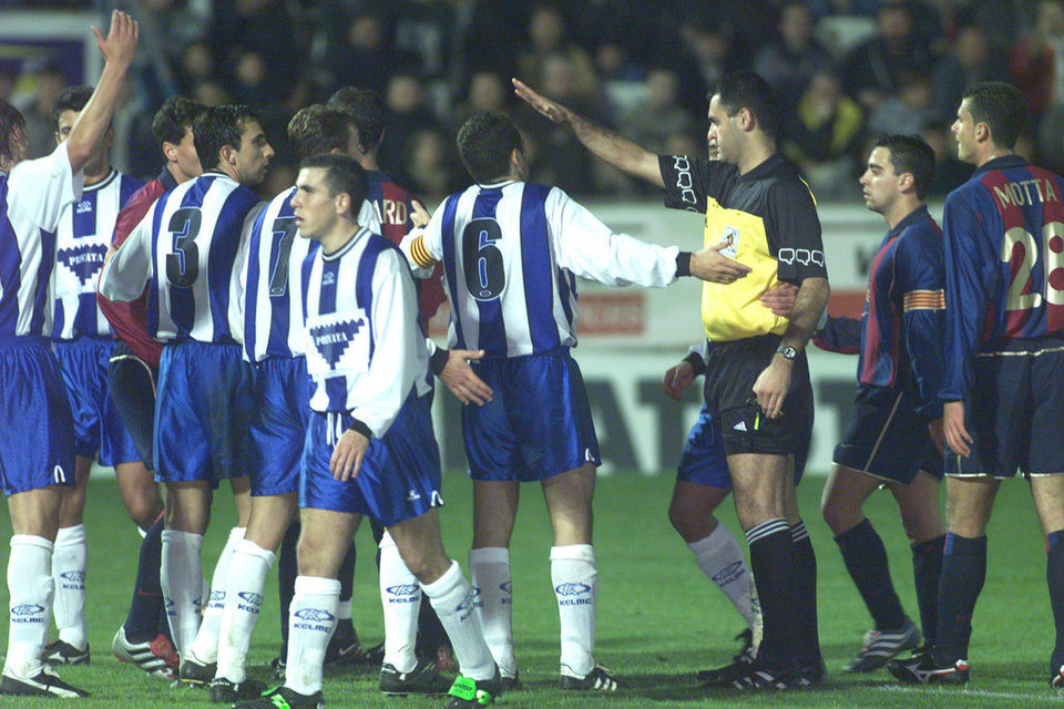 Algunas de las grandes gestas de modestos en la historia de la Copa del Rey 4 El Barcelona cayó eliminado ante el Figueres. Otra historia de la Copa del Rey