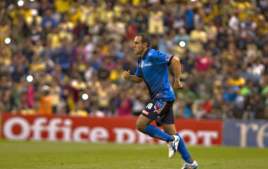 El Azteca se rindió a su ídolo. 
