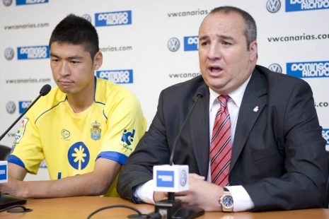 Kenji Fukuda jug;o en 3 equipos en España. El último fue Las Palmas.
