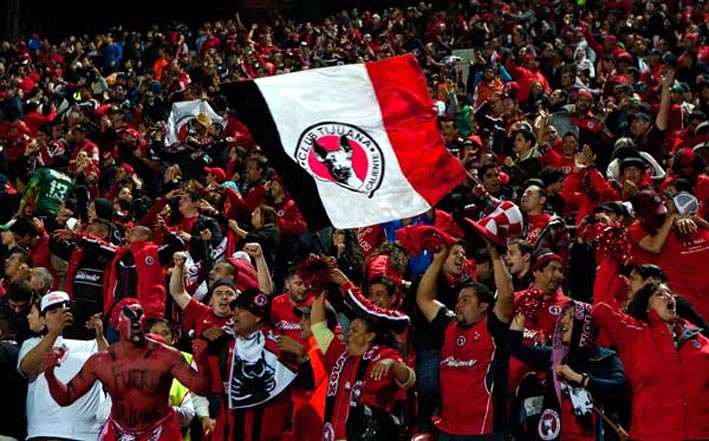 Los Xolos de Tijuana siempre llenan el estadio "Caliente".