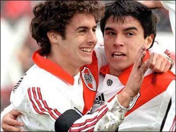 This is how Aimar and Saviola looked more than a decade ago. 