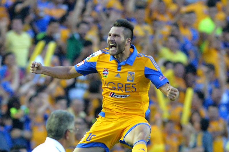 Así celebró Gignac su primer gol con Tigres que abría el camino a la final. 