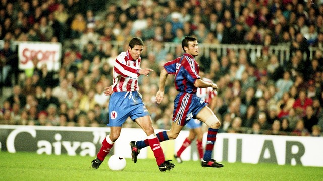 Luis Enrique frente a Simeone hace unas décadas. Una pugna que se repite pero ahora en los banquillos.