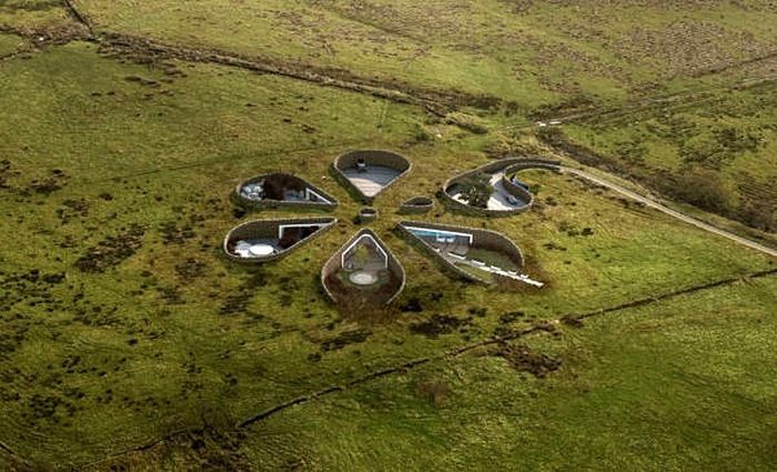 Gary Neville se construyó esta casa ecológica en Manchester. 