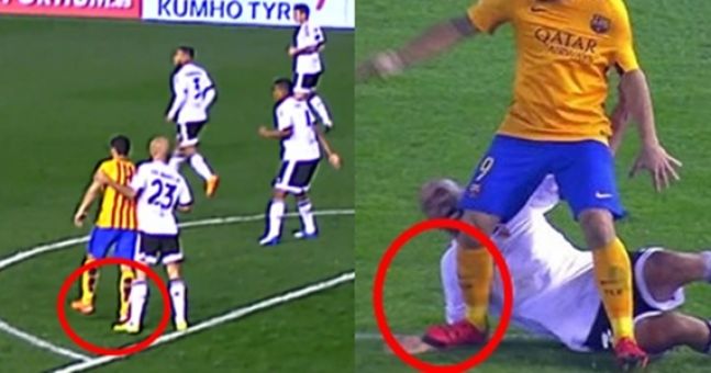 Suárez agredió a Abdennour en Mestalla. Tampoco pasa nada. 