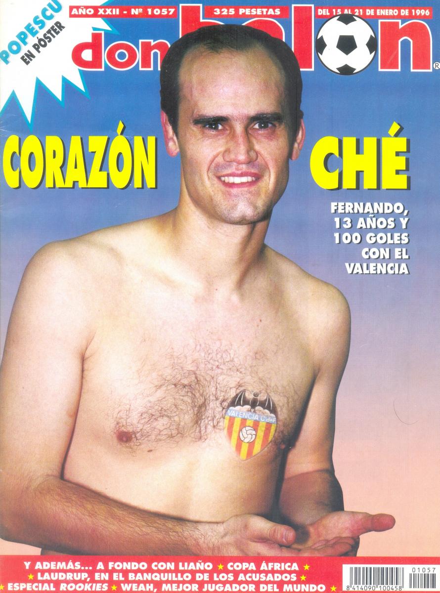 Die Posados ​​schlechteste FußballerZeitschrift Don Balonwas anderes vor Fernando Gómez posando para la antigua revista Don Balón. Los futbolistas eran otra cosa antes.