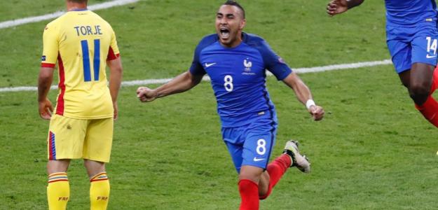Payet gave the first victory to France in the opening match against Romania in the last minute of the game. It was a goal.