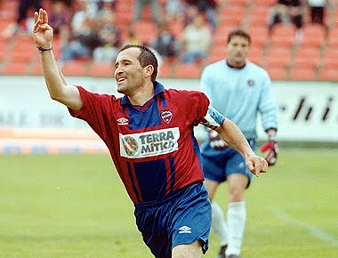 Paco Salillas Levante goleadores míticos de los 90 