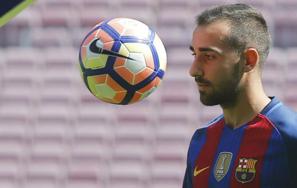 De momento, no le van muy bien las cosas a Alcacer en el Barcelona. Foto: Marca.com 
