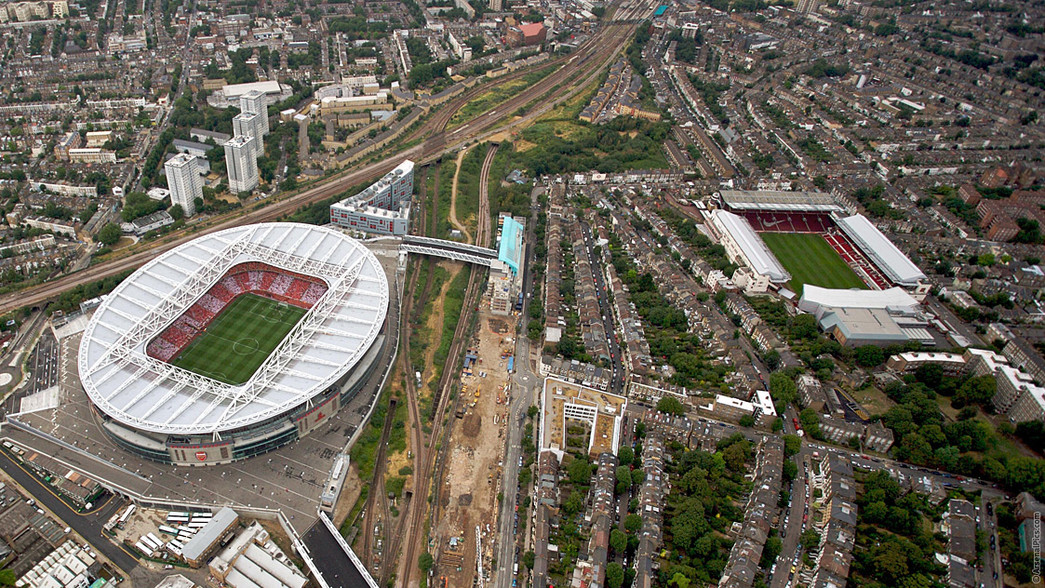 Cinco equipes mudou no vigésimo primeiro estádio século 1 higbury y emirates