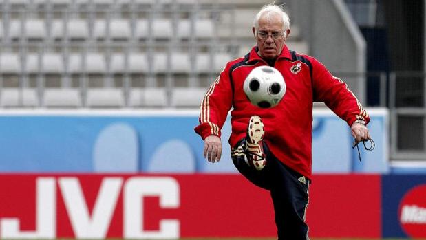 Four years without Luis Aragones, the coach who changed the Spanish football