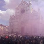 Florenz ist mit Viola gefärbt und führt zu einem spektakulären Abschied von Davide Astori