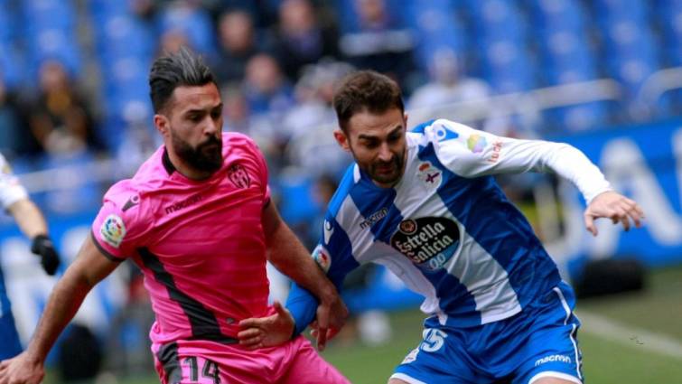 Lift and Deportivo Coruna vie 'the other league’
