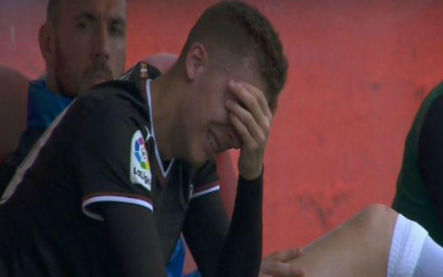 Alejo Ivan crying after being replaced by Mendilibar