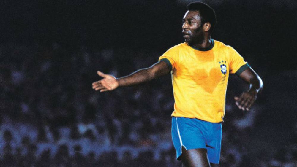 Pelé vs Maradona 
