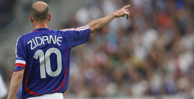 Dix des meilleurs joueurs qui a vu l'histoire du monde 5 zidane francia