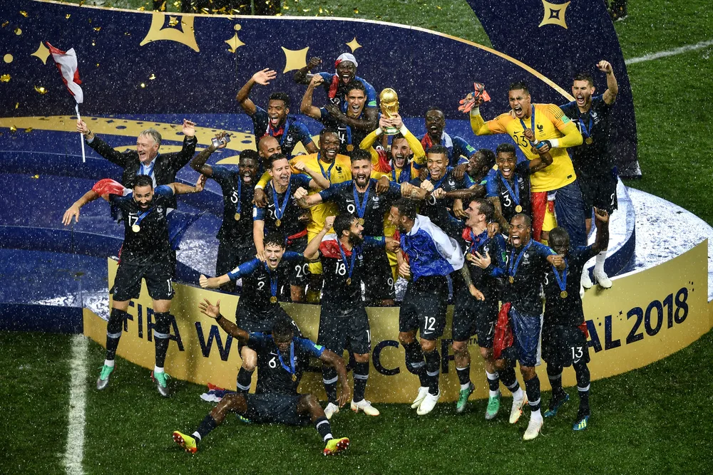 Francia ganó su segundo Mundial veinte años después de ganar el primero