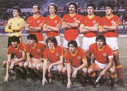 camisetas de fútbol bonitas 