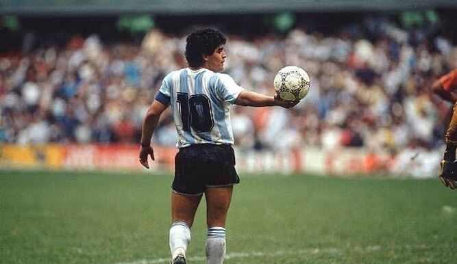 “Dios” Armando Maradona, the best player in the history