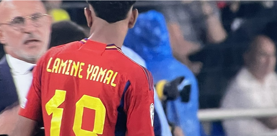 Black players who played for Spain jugadores más jóvenes en debutar con una selección