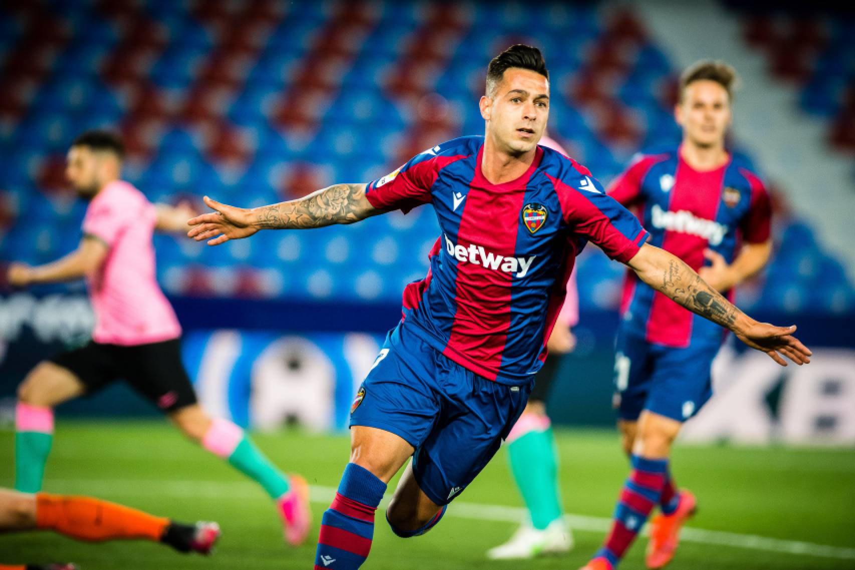 fichajes más caros de la historia del Levante