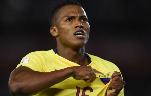 The best 5 Ecuadorian soccer players of all time