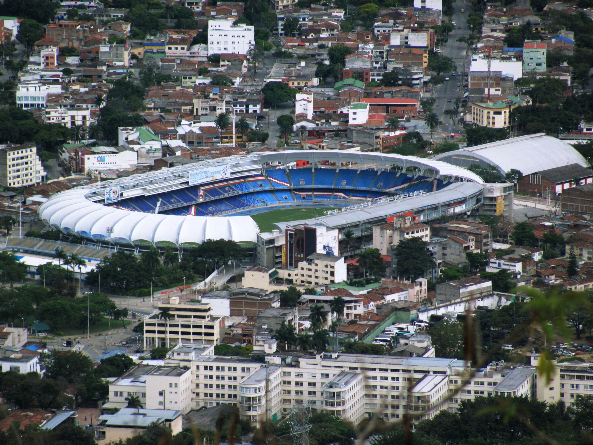 largest Colombian stadiums 
