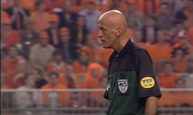 Pierluigi Collina, the referee who terrified footballers