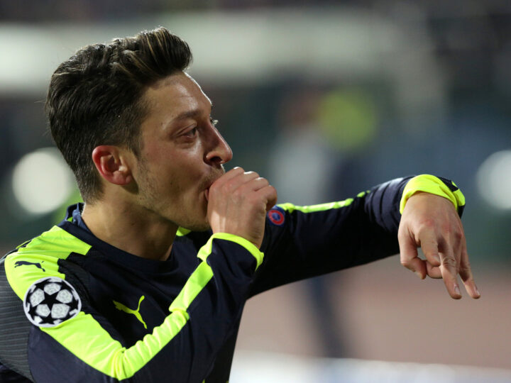 Mesut Özil zieht sich aus dem Fußball zurück