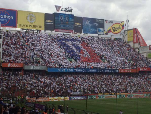 Liga de Quito derrotó 3-0 a Defensa y Justicia y acaricia la final de la Copa Sudamericana