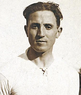 Santiago Bernabéu de Yeste de jugador 
