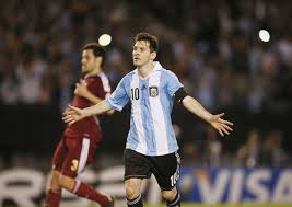 Argentinien gewinnt Venezuela Higuain mit einem Doppelpack und ein Tor von Messi